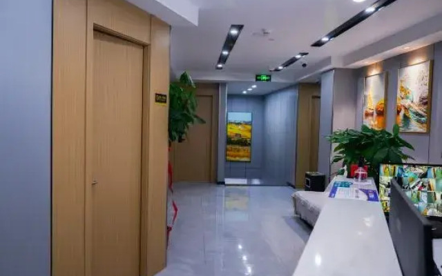 Yishang Intelligent Hotel (Wuhan Zuoling New Town)