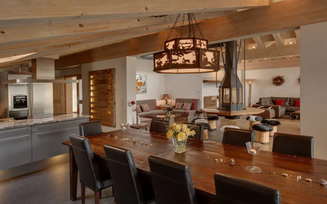 Mountain Exposure Luxury Chalets & Penthouses & Apartments