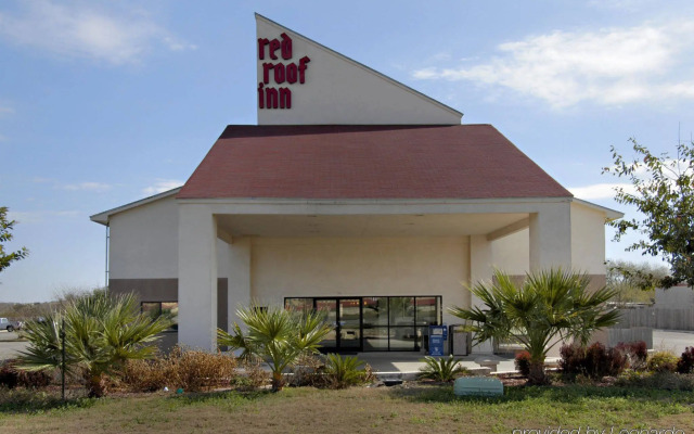 Super 8 by Wyndham New Braunfels I-35