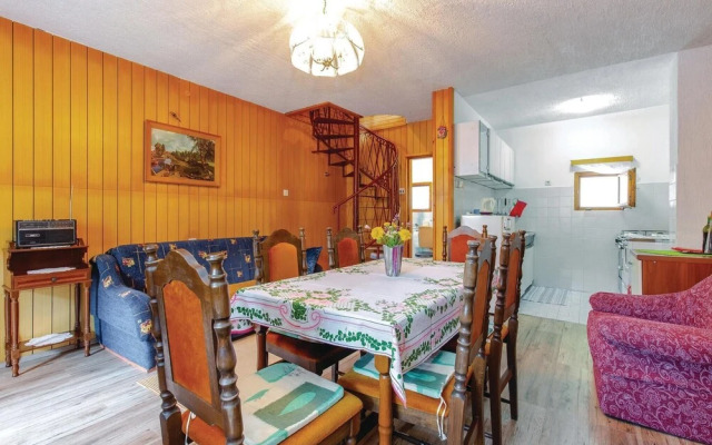 Nice Home in Breze With Wifi and 2 Bedrooms