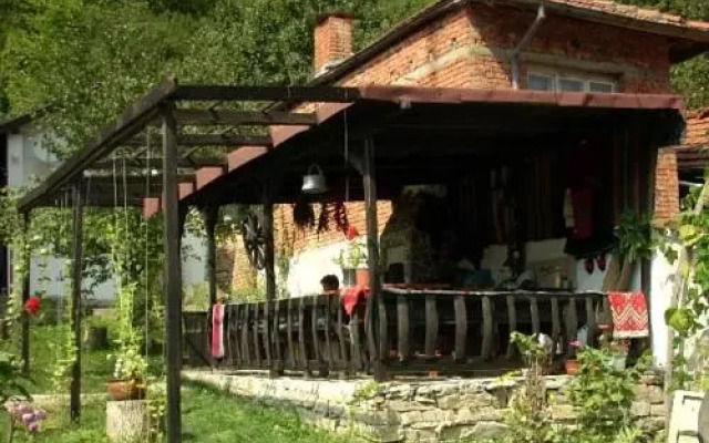 Guest House Donevska