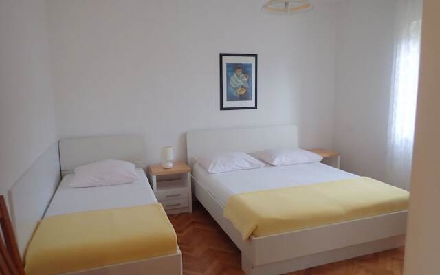 Apartments Sidro By The Sea