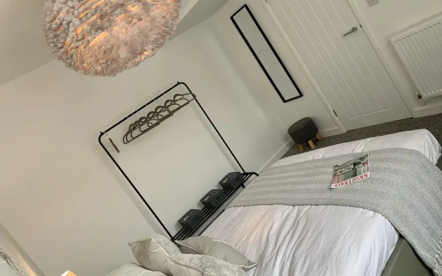 Charming Apartment Ilfracombe, Central Location
