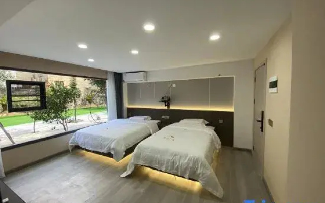Yaduo Courtyard Homestay (Border City Chatong Scenic Area)