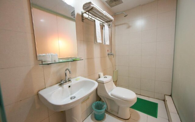Guanquan Business Hotel