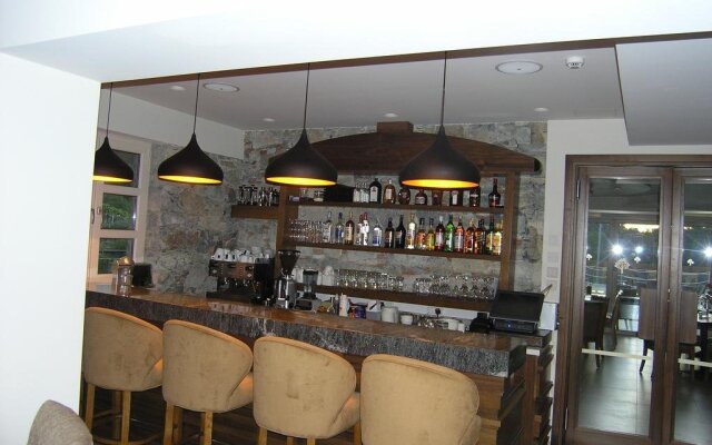 Livadia Hotel Kyperounta