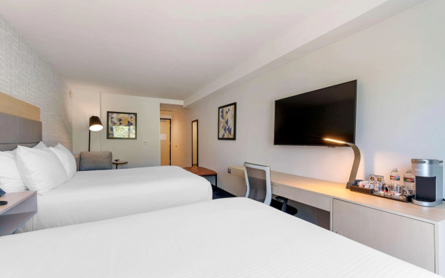 Aiden by Best Western Berkeley