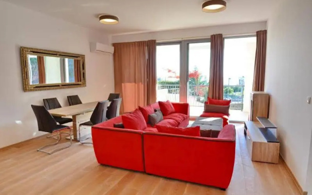 Hec Apartment