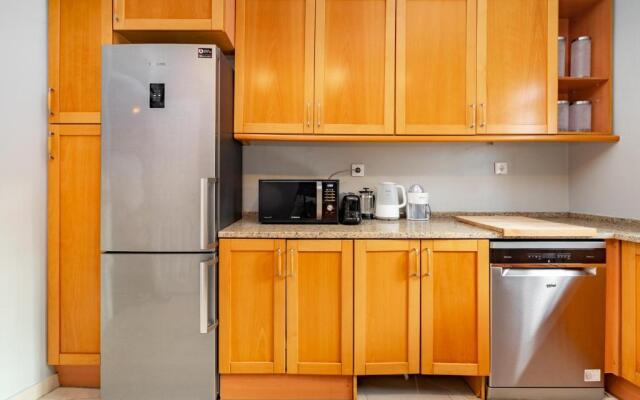 WHome AQ2 Prime Location Luxury for Family & Friends