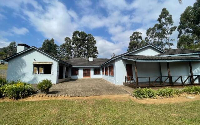Boikhutsong House