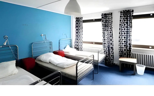 Station Hostel For Backpackers