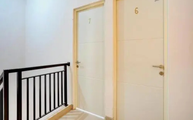 Airport Village Juanda by OYO Rooms