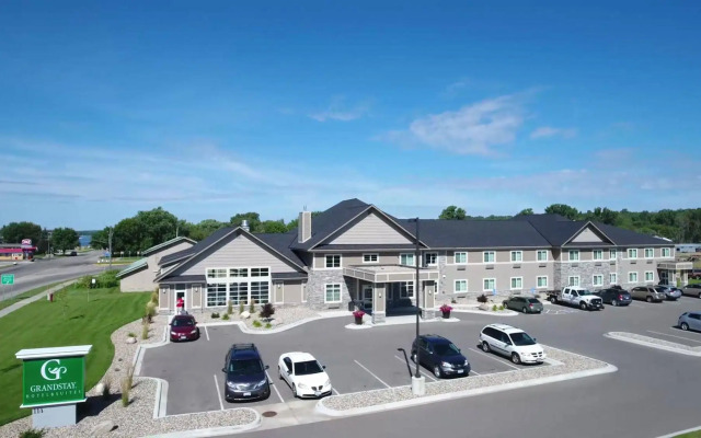 GrandStay Hotel & Suites