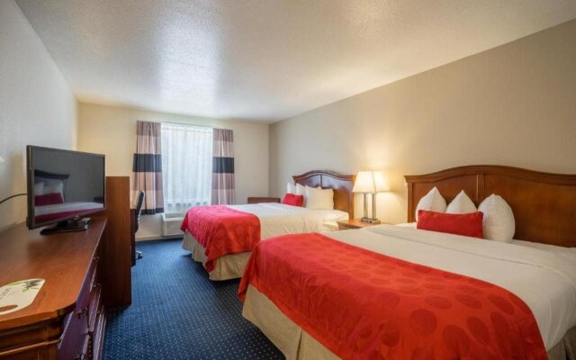 Cottonwood Suites Savannah Hotel & Conference Center