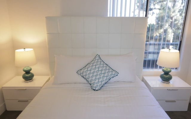 Hollywood Central Suites
