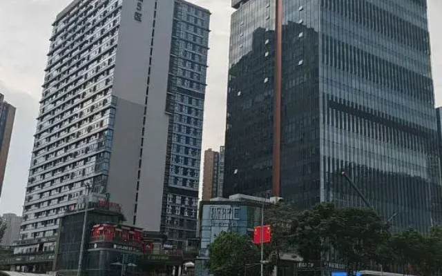 Yunshuiju Hotel Apartment (East Railway Station Universal Hui Branch)