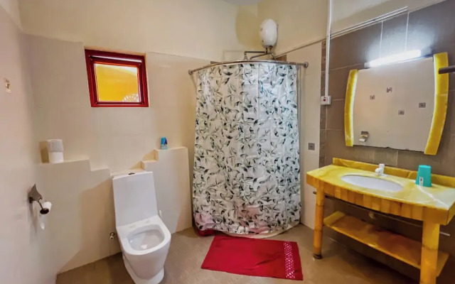 Kuzuri Kwetu Beachfront Apartments