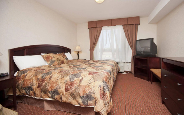 Peavine Inn And Suites High Prairie