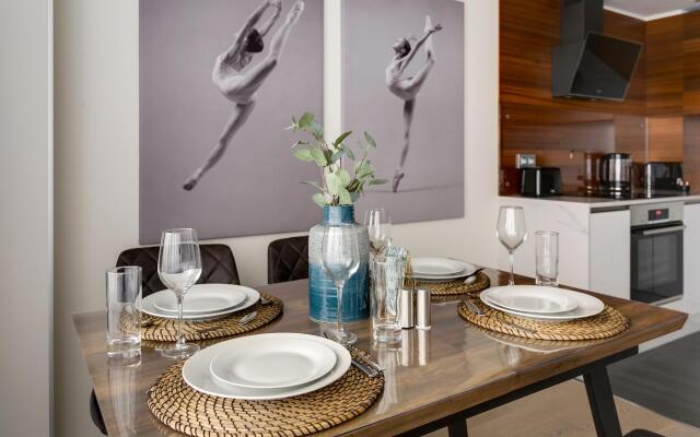 Smart Host on Novy Arbat Street 15