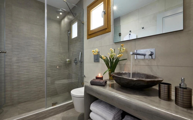 Alyvia Suites