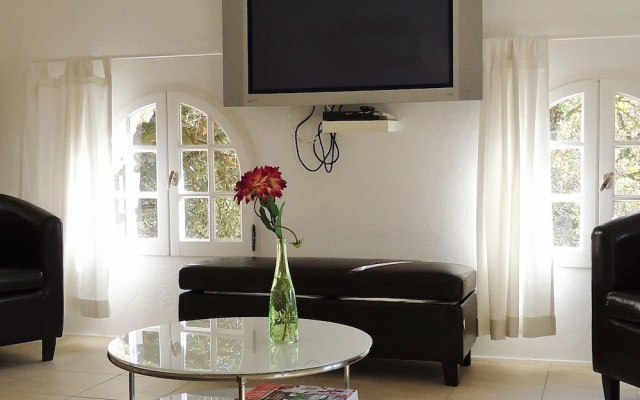 Beautiful House With Dishwasher Near the Popular St. Maxime