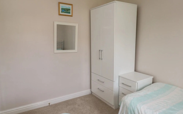 Flat 4