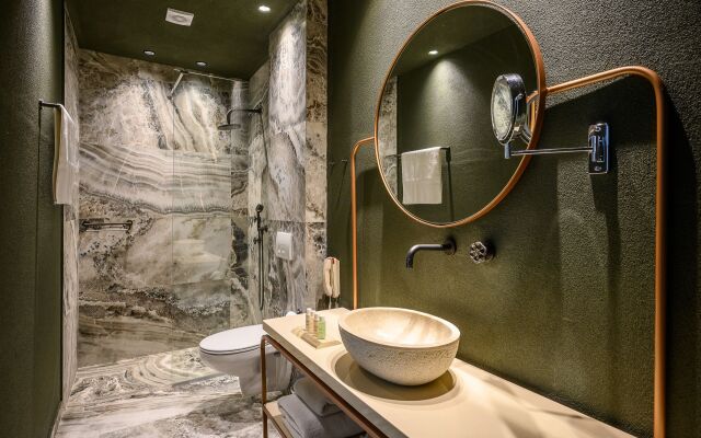 Pagopoieion Suites