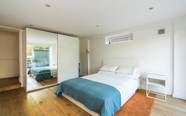 Fantastic 3 Bedroom Flat West Hampstead