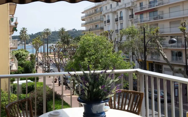 Apartment Near the Beaches Right in the Center Comfortable