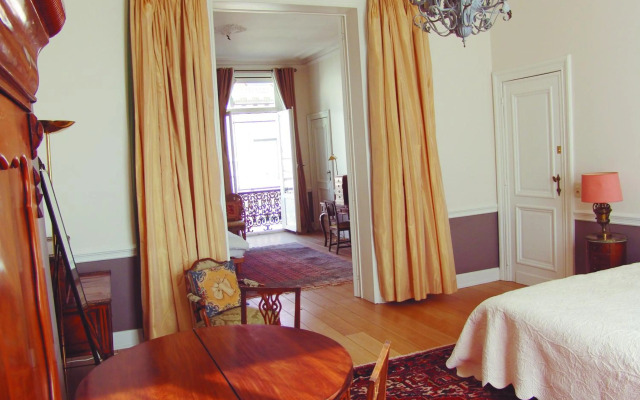 Louise Chatelain suites