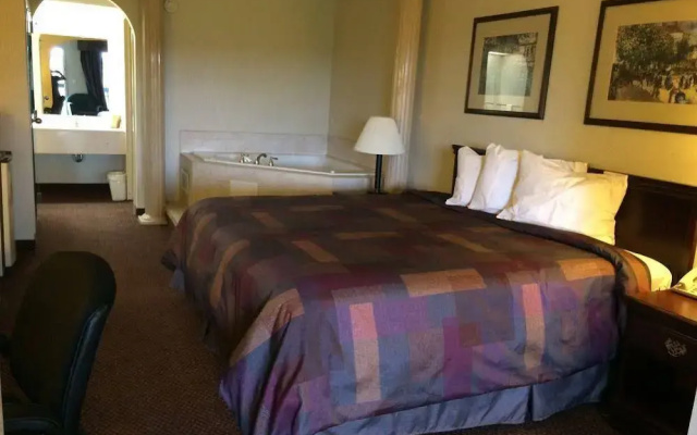 Gateway Inn and Suites