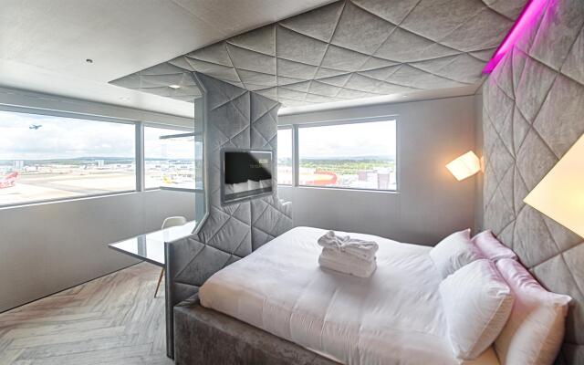 Bloc Hotel London Gatwick Airport