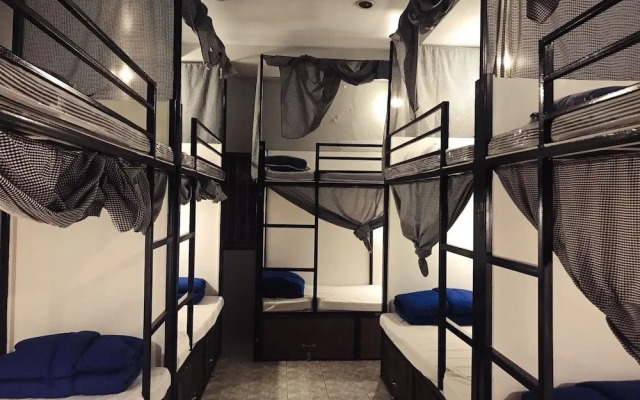 Oppa House Hostel - Adults Only