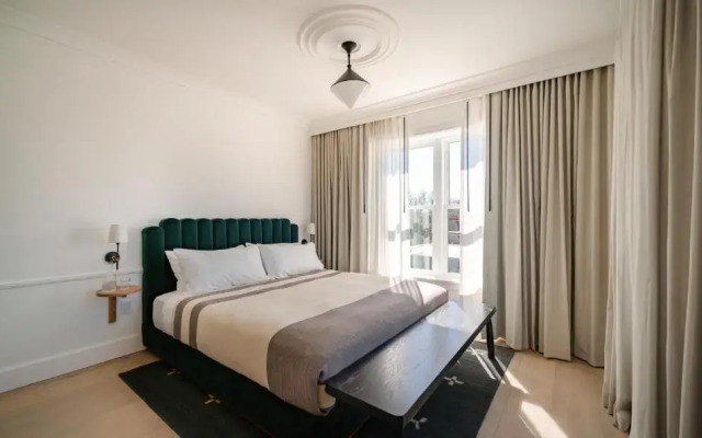 Longfellow Hotel