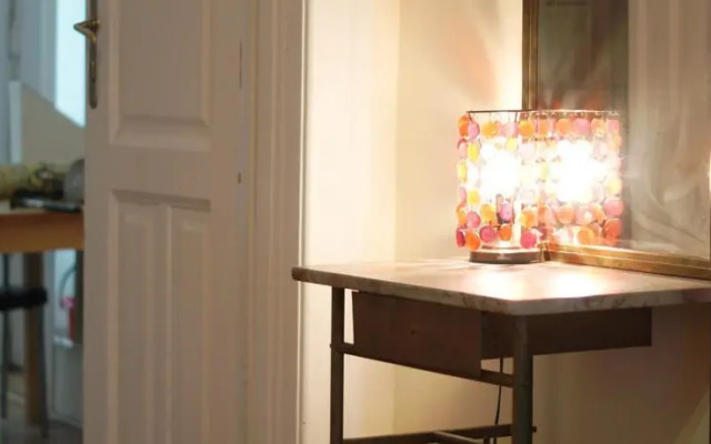 Balcony Flat Promenade