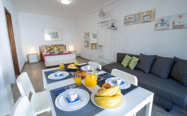 VILAMOURA GOLF STUDIO WITH POOL by HOMING