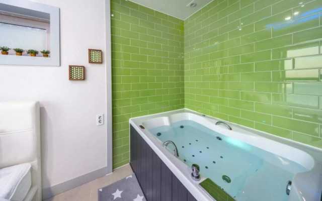 Samcheok Pension Huga