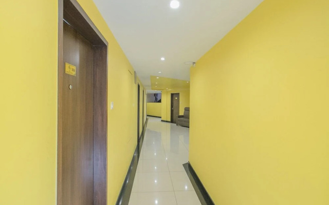 Collection O 30067 Indiranagar