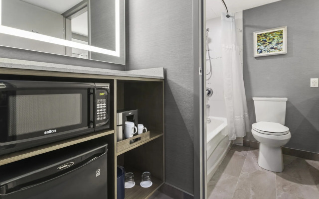 Best Western Premier Calgary Plaza Hotel & Conference Centre