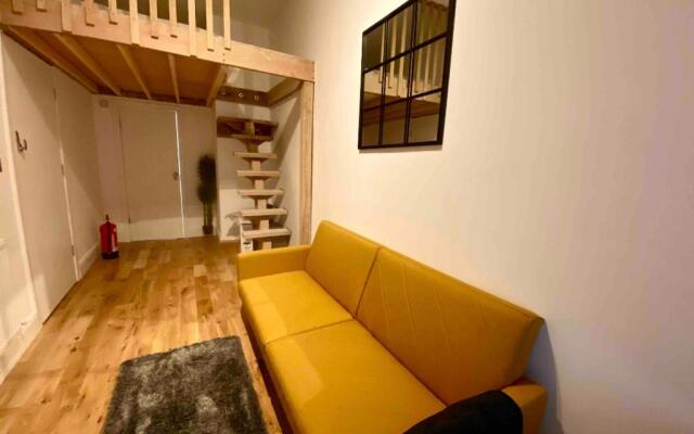 Flat 8, 10 St Johns