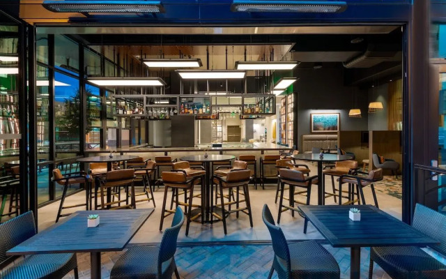 Courtyard by Marriott Atlanta Midtown