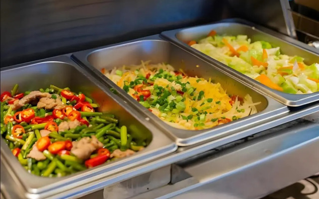 Home Inn (Xiamen Railway Station East Hubin Road)