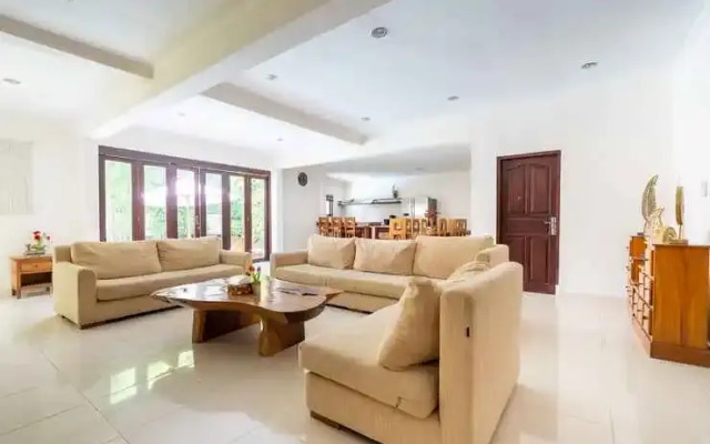 Aisha III , 5 Bedroom Villa Seminyak