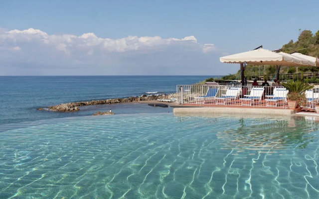 Flat in Caprioli di Pisciotta With sea View
