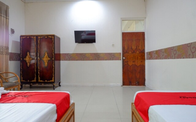 Alam Raya Hotel by RedDoorz