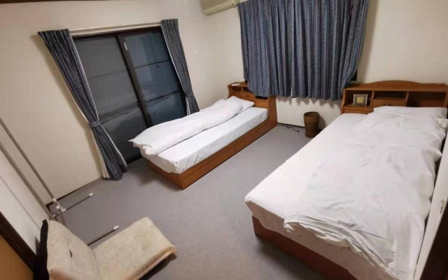 桜薫 熱川駅まで280メートル海水浴場まで500メートル – Guest Rooms – Higashiizu