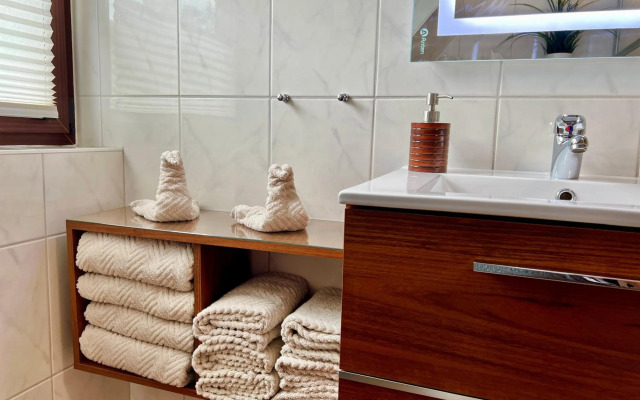 Peedy's luxuriöse 60m² Wohnung mit Balkonterrasse