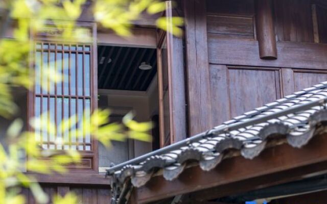 Tongren Zhongnanmen Ancient City·Fengyi Fanju