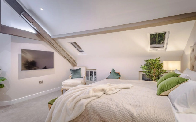 Heritage Mews