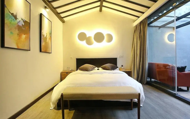Xitang Hua Tian Hotel